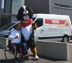 Mascotte op bezoek bij de MERA Fabriek in Duitsland